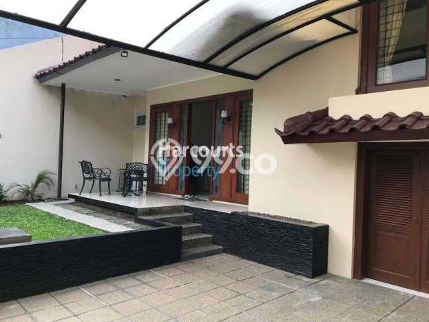 Rumah sewa siap pakai 4 Kamar Tidur di Pondok Indah, Jakarta Selatan Rumah sewa siap pakai 4 Kamar Tidur di Pondok Indah, Jakarta Selatan