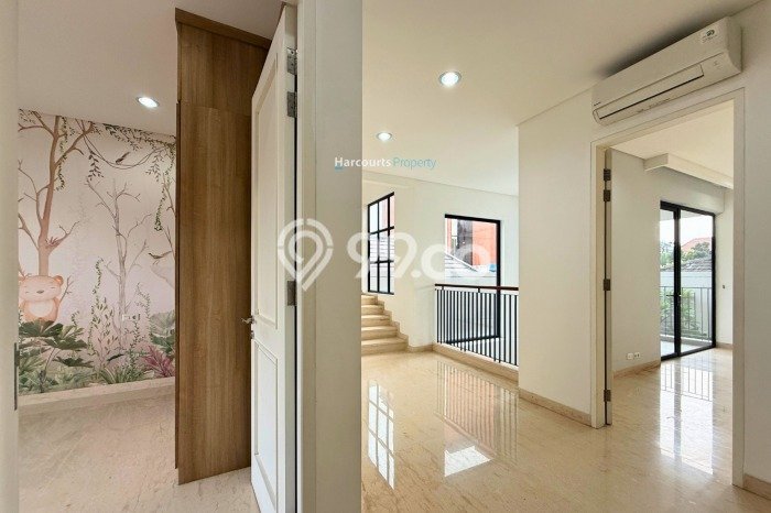 Rumah Modern Disewakan di Kebayoran Baru Jakarta Selatan Lokasi Sangat Strategis Rumah Modern Disewakan di Kebayoran Baru Jakarta Selatan Lokasi Sangat Strategis