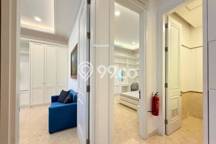 For Sale! Luxury House LT 517m2 Desain Modern di Kemang For Sale! Luxury House LT 517m2 Desain Modern di Kemang
