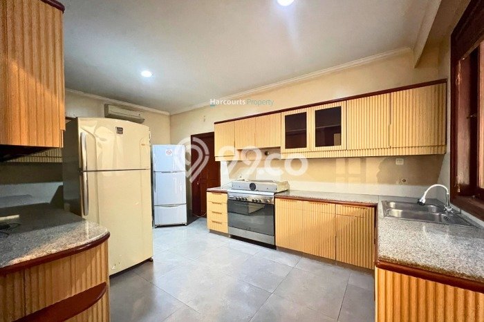 Rumah Bagus Disewakan di Kemang, Jakarta Selatan LT 1400m2, LB 1200m2 Rumah Bagus Disewakan di Kemang, Jakarta Selatan LT 1400m2, LB 1200m2