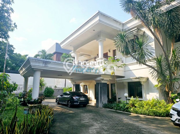 Rumah Mewah LB 750m2 Siap Pakai Desain Elegan di Senopati, Jakarta Selatan Rumah Mewah LB 750m2 Siap Pakai Desain Elegan di Senopati, Jakarta Selatan