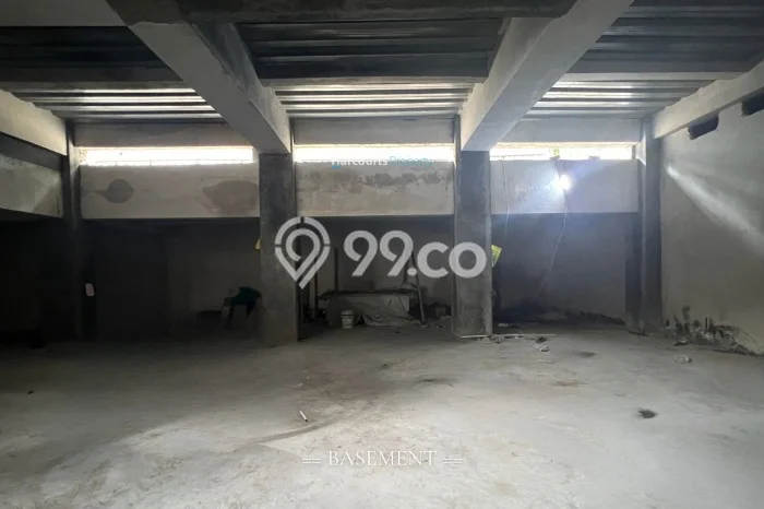 Disewakan Komersial di Kawasan Ramai Senopati Luas 192m2 Disewakan Komersial di Kawasan Ramai Senopati Luas 192m2