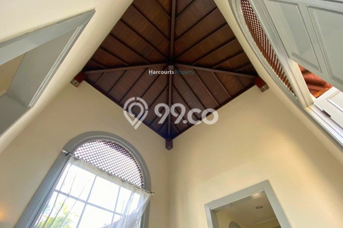 Rumah Sewa Jakarta Selatan LT 975m2 LB 550m2 Kawasan Kemang Rumah Sewa Jakarta Selatan LT 975m2 LB 550m2 Kawasan Kemang
