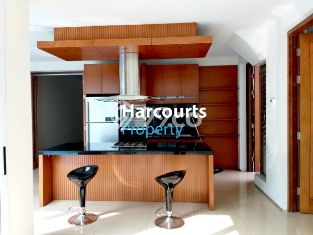 Disewakan Rumah Modern di Menteng Harga Rp 950 Juta/ Tahun Disewakan Rumah Modern di Menteng Harga Rp 950 Juta/ Tahun