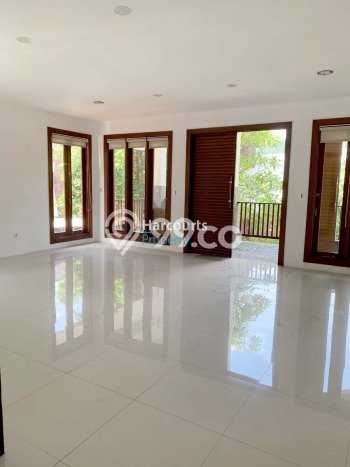 Rumah sewa siap huni 4 Kamar Tidur di Senopati, Jakarta Selatan Rumah sewa siap huni 4 Kamar Tidur di Senopati, Jakarta Selatan