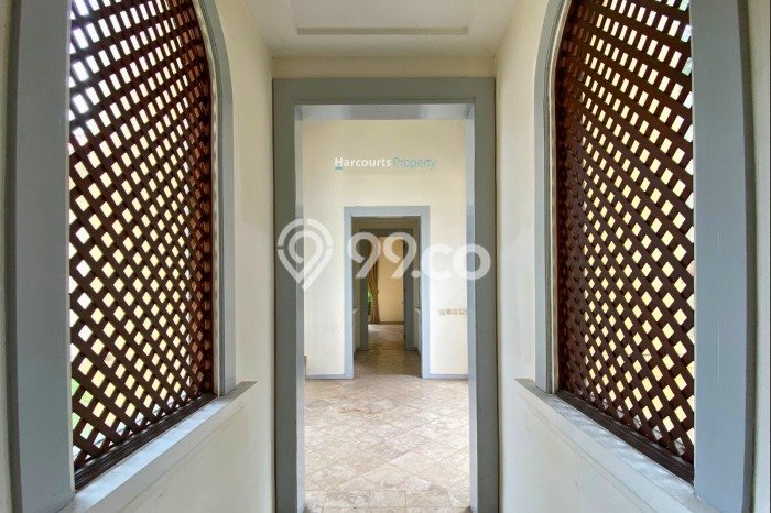 Rumah Sewa Jakarta Selatan LT 975m2 LB 550m2 Kawasan Kemang Rumah Sewa Jakarta Selatan LT 975m2 LB 550m2 Kawasan Kemang