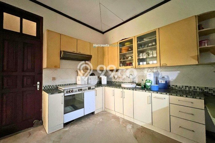 Siap Huni Rumah Mewah 6 Kamar di Kebayoran Baru Dekat ke Mana Pun Siap Huni Rumah Mewah 6 Kamar di Kebayoran Baru Dekat ke Mana Pun
