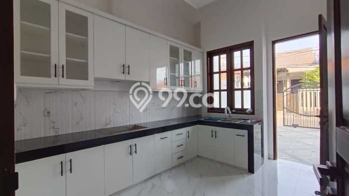 Hunian Mewah Dijual LT 125m2 di Duren Sawit, Jakarta Timur Hunian Mewah Dijual LT 125m2 di Duren Sawit, Jakarta Timur