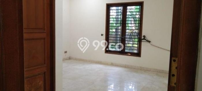 Rumah Mewah LB 750m2 Siap Pakai Desain Elegan di Kemang, Jakarta Selatan Rumah Mewah LB 750m2 Siap Pakai Desain Elegan di Kemang, Jakarta Selatan