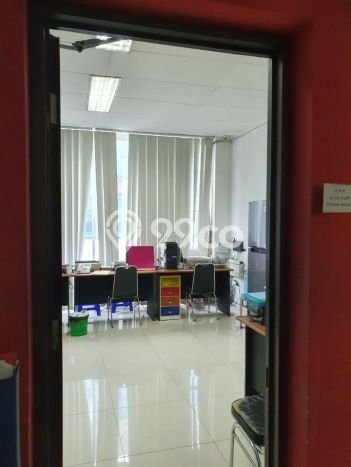 Unit Ruko Dijual di Jakarta Utara LT 82m2 & LB 330m2 Unit Ruko Dijual di Jakarta Utara LT 82m2 & LB 330m2