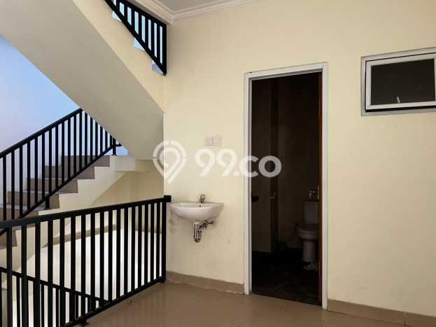 FOR SALE! Ruko di Duren Sawit Jakarta Timur, LT 133m2, LB 105m2 FOR SALE! Ruko di Duren Sawit Jakarta Timur, LT 133m2, LB 105m2