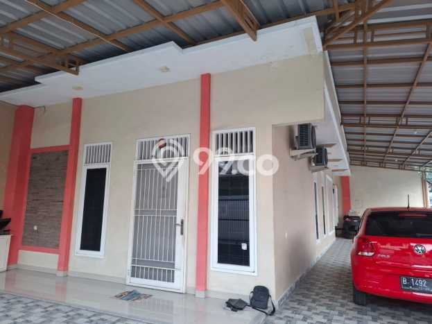 Jual Rumah Luas Elegan Dengan View Eksklusif di Klender, Jakarta Timur Jual Rumah Luas Elegan Dengan View Eksklusif di Klender, Jakarta Timur