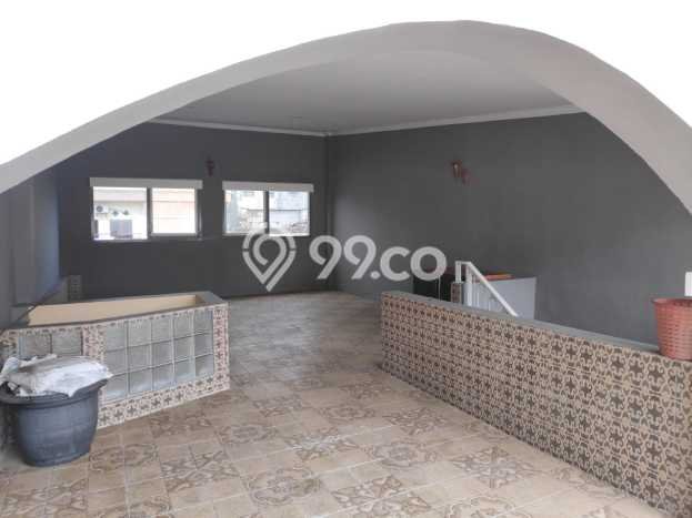 Hunian Mewah LB 250m2 Siap Huni Desain Elegan di Tamansari, Jakarta Barat Hunian Mewah LB 250m2 Siap Huni Desain Elegan di Tamansari, Jakarta Barat