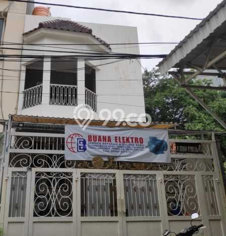 Hunian Mewah LB 250m2 Siap Huni Desain Elegan di Tamansari, Jakarta Barat Hunian Mewah LB 250m2 Siap Huni Desain Elegan di Tamansari, Jakarta Barat