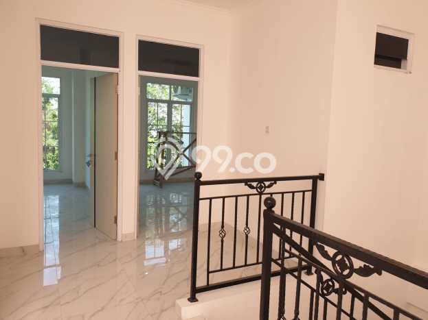 PROPERTI UNGGULAN! Rumah di Sunter, 8 KM, Lingkungan Elite, LT 114m² Bangunan 270m² PROPERTI UNGGULAN! Rumah di Sunter, 8 KM, Lingkungan Elite, LT 114m² Bangunan 270m²