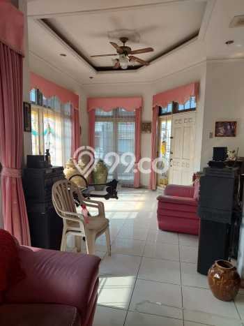 HOT DEAL! Jual Rumah Premium di Kelapa Gading, Jakarta Utara, Luas Tanah 261m² Luas Bangunan 300m² HOT DEAL! Jual Rumah Premium di Kelapa Gading, Jakarta Utara, Luas Tanah 261m² Luas Bangunan 300m²