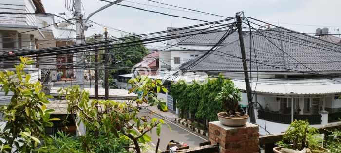 Rumah Bagus di Cempaka Putih, Jakarta Pusat, LT 84m², Luas Bangunan 150m² Rumah Bagus di Cempaka Putih, Jakarta Pusat, LT 84m², Luas Bangunan 150m²