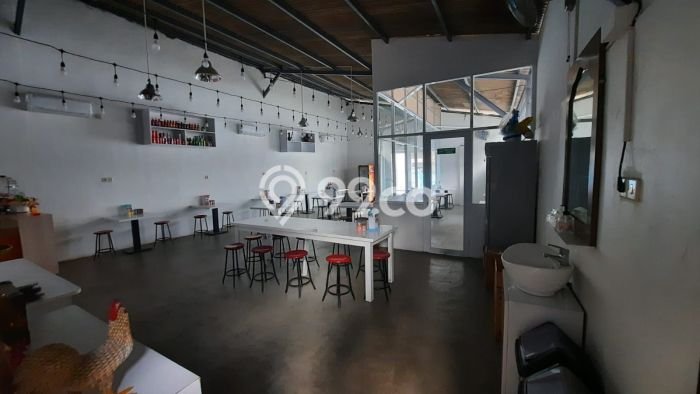 INVESTASI MENGUNTUNGKAN! Gudang Kawasan , Luas 800m2m², Nilai Sewa Tinggi INVESTASI MENGUNTUNGKAN! Gudang Kawasan , Luas 800m2m², Nilai Sewa Tinggi