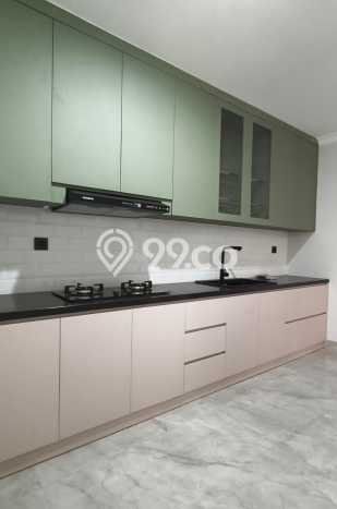 Hunian Elit LB 424m2 Siap Huni Desain Elegan di BSD Puspita Loka, Tangerang Hunian Elit LB 424m2 Siap Huni Desain Elegan di BSD Puspita Loka, Tangerang