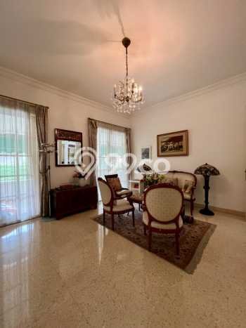 Dijual Rumah Mewah Exclusive di Kebayoran Lama, Jakarta Selatan Dijual Rumah Mewah Exclusive di Kebayoran Lama, Jakarta Selatan