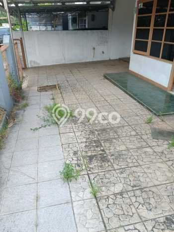 Rumah Luas Asri 4 KT Siap Huni di BSD Nusaloka Tangerang Rumah Luas Asri 4 KT Siap Huni di BSD Nusaloka Tangerang