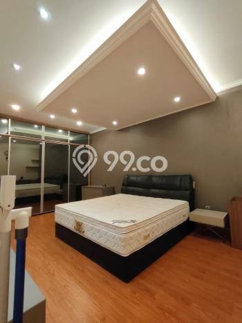 Rumah Luxury Modern Tanpa Renovasi di Green Lake City Jakarta Barat Rumah Luxury Modern Tanpa Renovasi di Green Lake City Jakarta Barat
