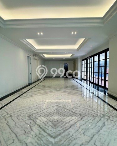 Jual Rumah Mewah Elegan Dengan View Eksklusif di Pondok Indah, Jakarta Selatan Jual Rumah Mewah Elegan Dengan View Eksklusif di Pondok Indah, Jakarta Selatan