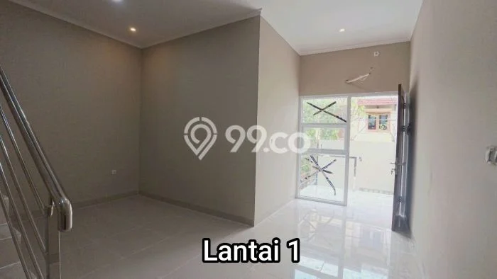Disewakan! Rumah 2 Kamar Tidur &
3 Kamar Mandi di Green Ville, Jakarta Barat Disewakan! Rumah 2 Kamar Tidur &
3 Kamar Mandi di Green Ville, Jakarta Barat
