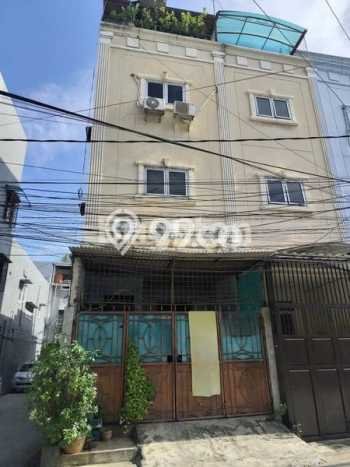 For Sale Hunian Rumah Terawat 6 Kamar di Jelambar, Jakarta Barat For Sale Hunian Rumah Terawat 6 Kamar di Jelambar, Jakarta Barat