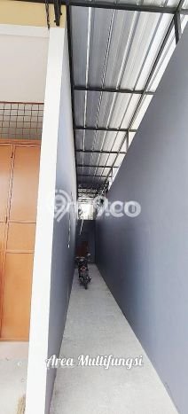 Ruko Area Strategis Kawasan Jelambar, Luas 180m², Siap Usaha Ruko Area Strategis Kawasan Jelambar, Luas 180m², Siap Usaha