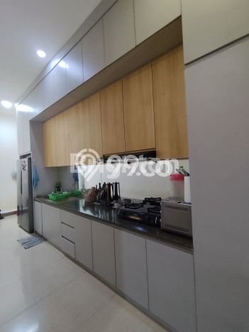 Dijual Rumah Mewah Megah Dengan View Cantik di Jelambar, Jakarta Barat Dijual Rumah Mewah Megah Dengan View Cantik di Jelambar, Jakarta Barat
