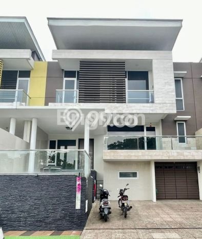 Hunian Elit LB 216m2 Siap Huni Desain Elegan di Citra Garden, Jakarta Barat Hunian Elit LB 216m2 Siap Huni Desain Elegan di Citra Garden, Jakarta Barat