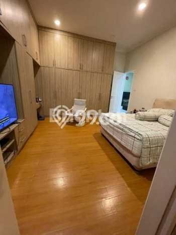 Ready to Use! Premium House LT 208m2 Desain Modern di Jelambar Ready to Use! Premium House LT 208m2 Desain Modern di Jelambar