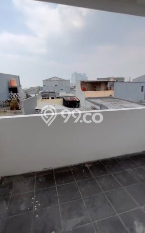 For Sale Hunian Rumah Terawat 2 KT di Jelambar, Jakarta Barat For Sale Hunian Rumah Terawat 2 KT di Jelambar, Jakarta Barat
