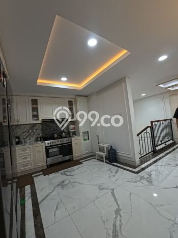 Dijual Rumah Mewah Megah Dengan View Cantik di Tanjung Duren Selatan, Jakarta Barat Dijual Rumah Mewah Megah Dengan View Cantik di Tanjung Duren Selatan, Jakarta Barat