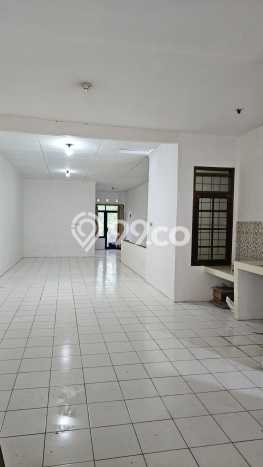 Ruko Disewa di Bandung dengan LB 180m2 Area Komersial Ramai Ruko Disewa di Bandung dengan LB 180m2 Area Komersial Ramai