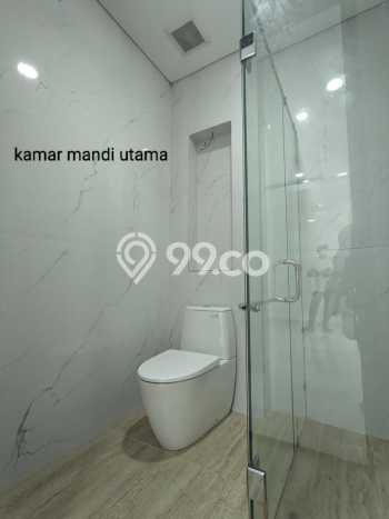 Rumah Mewah LB 395m2 Siap Pakai Desain Elegan di Pejaten, Jakarta Selatan Rumah Mewah LB 395m2 Siap Pakai Desain Elegan di Pejaten, Jakarta Selatan