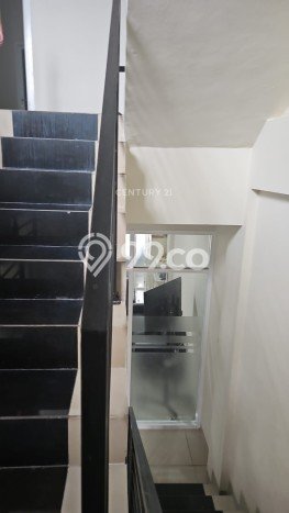 Ruko Dijual Lokasi Emas di Tebet Luas 280m2 Ruko Dijual Lokasi Emas di Tebet Luas 280m2