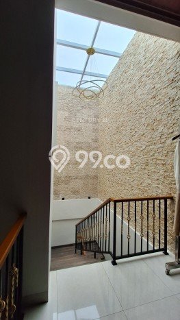 Dijual Rumah Mewah Elegan Dengan View Cantik di BSD City, Tangerang Dijual Rumah Mewah Elegan Dengan View Cantik di BSD City, Tangerang