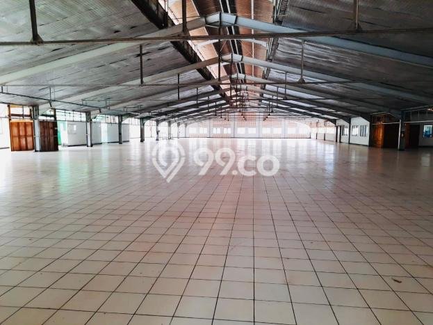 Gudang Lokasi Premium Kawasan Jatimulya, Luas 5000m2m², Kawasan Niaga Gudang Lokasi Premium Kawasan Jatimulya, Luas 5000m2m², Kawasan Niaga
