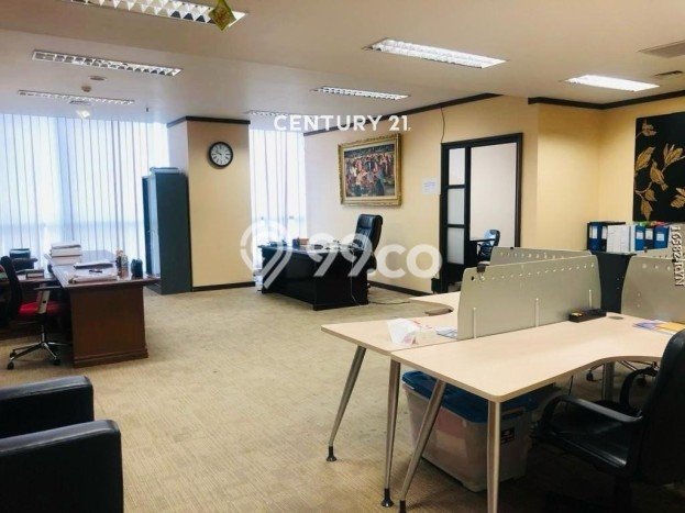 Unit Kantor Dijual di Jakarta Selatan LT 1m2 & LB 172m2 Unit Kantor Dijual di Jakarta Selatan LT 1m2 & LB 172m2