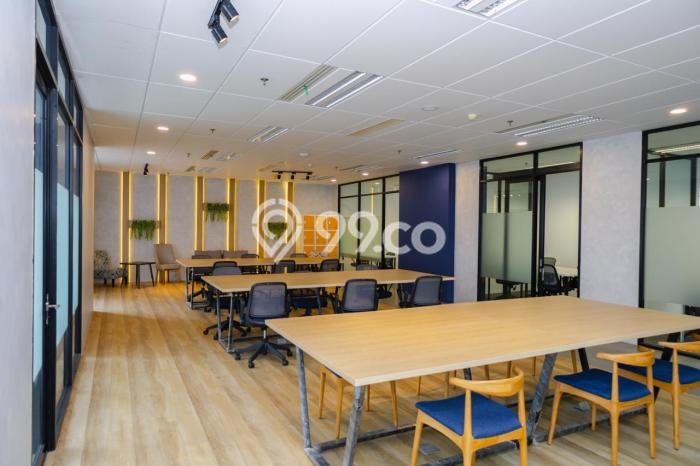 Kantor Disewa di Jakarta Selatan dengan LB 163m2 Area Komersial Ramai Kantor Disewa di Jakarta Selatan dengan LB 163m2 Area Komersial Ramai