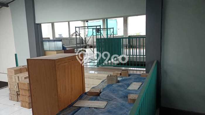 Gudang Strategis di Tandes, Luas 450m2m², Kawasan Komersial Gudang Strategis di Tandes, Luas 450m2m², Kawasan Komersial