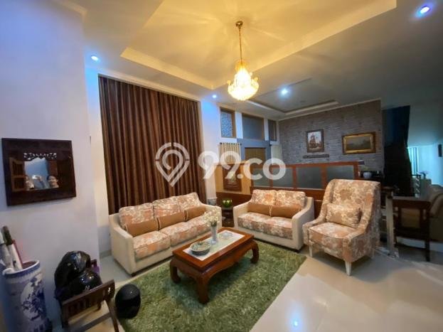 Rumah Elit Modern Tanpa Renovasi di Setiabudi Bandung Rumah Elit Modern Tanpa Renovasi di Setiabudi Bandung