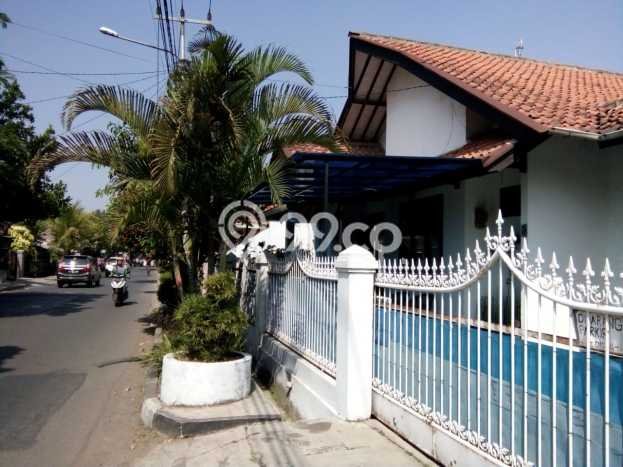 Siap Huni Hunian Elit 4 Kamar di Margahayu Dekat ke Mana Saja Siap Huni Hunian Elit 4 Kamar di Margahayu Dekat ke Mana Saja