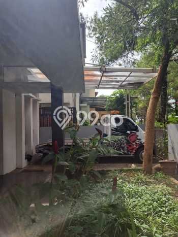 Rumah Elit Modern Tanpa Renovasi di Setiabudi Bandung Rumah Elit Modern Tanpa Renovasi di Setiabudi Bandung