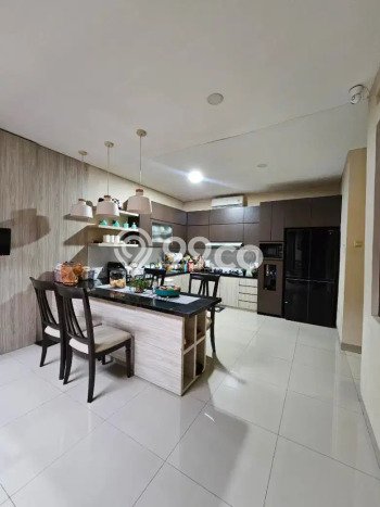 Dijual Rumah Premium dengan Fasilitas Sekitar Komplit di Batununggal, Bandung Dijual Rumah Premium dengan Fasilitas Sekitar Komplit di Batununggal, Bandung