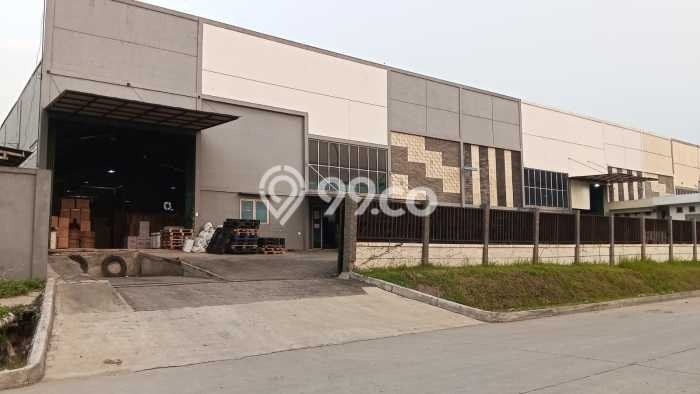 Untuk Dijual! Gudang di Cikarang Bekasi LT 3090m2 / LB 1932m2 Kawasan Strategis Untuk Dijual! Gudang di Cikarang Bekasi LT 3090m2 / LB 1932m2 Kawasan Strategis