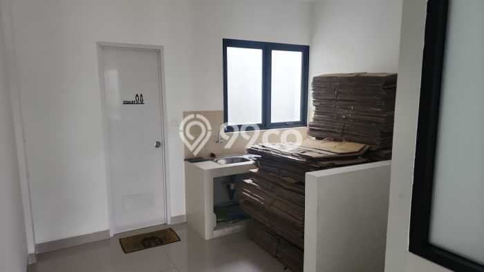 Ruko Bagus Dijual LB 90m2 Lokasi Strategis Tangerang Area Cocok untuk Berbisnis Ruko Bagus Dijual LB 90m2 Lokasi Strategis Tangerang Area Cocok untuk Berbisnis