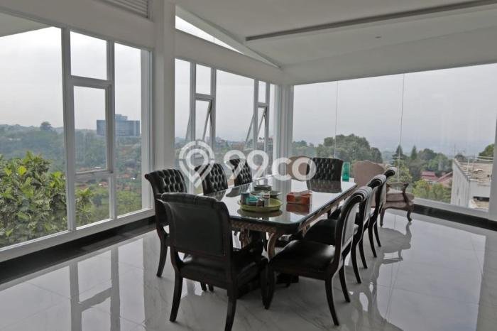 Dijual Rumah Luas Elegan Dengan View Cantik di Dago Pakar, Bandung Dijual Rumah Luas Elegan Dengan View Cantik di Dago Pakar, Bandung